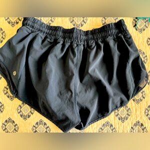 Black Women's Athletic Shorts. Lululemon Hotty hot 2.5 inch inseam.